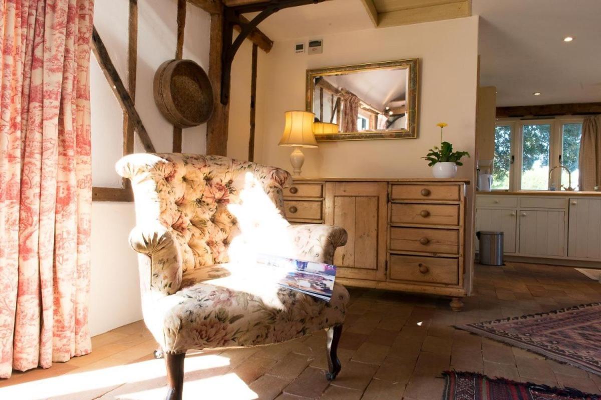 Bromans Barn A Beautiful Cottage By The Sea And Cudmore Nature Reserve West Mersea Exteriér fotografie